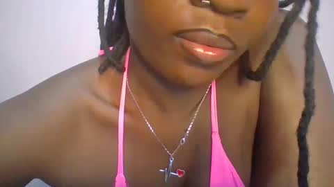 Snapshot of horny_hearts chatting on January 2026 03:26:01 PM phanice online show from January 2026 03:26:01 PM