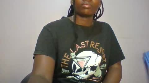 Snapshot of horny_hearts chatting on January 2026 04:20:02 PM phanice online show from January 2026 04:20:02 PM