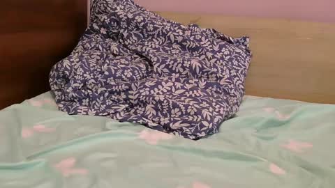 Snapshot of horny_hey chatting on January 2025 09:17:01 AM Serena online show from January 2025 09:17:01 AM