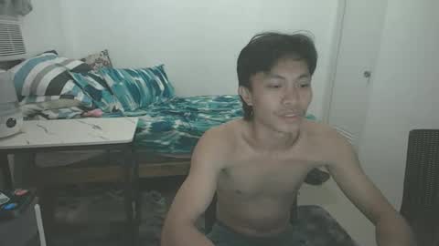 horny_kent4u online show from April 2026 03:46:02 PM