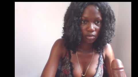 Anabel online show from October 2025 01:21:02 PM