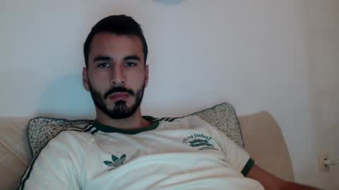 Snapshot of hornyasfuckk33 chatting on December 2024 11:40:01 PM hornyasfuckk33 online show from December 2024 11:40:01 PM