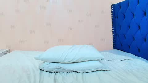 Snapshot of hornybarelylegalgirl chatting on March 2025 03:48:01 PM Khloe online show from March 2025 03:48:01 PM