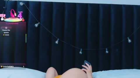 Snapshot of hornybarelylegalgirl chatting on November 2025 12:00:02 PM Khloe online show from November 2025 12:00:02 PM