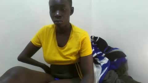 Snapshot of hornybeb25 chatting on April 2026 07:31:01 AM hornybeb25 online show from April 2026 07:31:01 AM