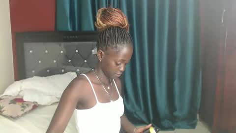 Bella online show from December 2024 04:19:01 PM