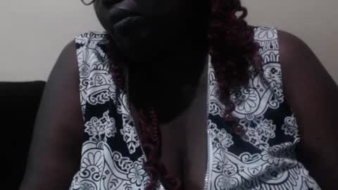 Snapshot of hornybigtitts chatting on December 2024 04:08:02 PM monica zain online show from December 2024 04:08:02 PM