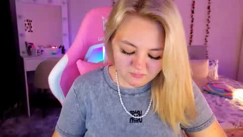 Snapshot of hornycakee chatting on October 2025 11:18:01 AM HornyCakee online show from October 2025 11:18:01 AM