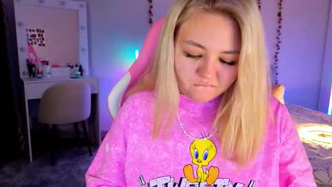 Snapshot of hornycakee chatting on October 2025 11:31:01 AM HornyCakee online show from October 2025 11:31:01 AM