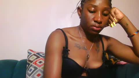 Snapshot of hornycammy23 chatting on June 2026 07:43:02 AM Hornycammy23 online show from June 2026 07:43:02 AM
