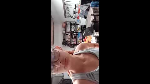 Nix  D online show from November 2025 05:40:01 AM