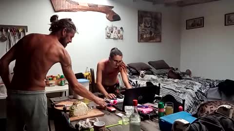 Nix  D online show from December 2025 12:34:02 PM