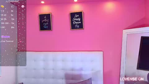 Valentina  online show from December 2024 12:17:01 PM