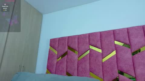 Valentina  online show from January 2026 12:21:01 PM