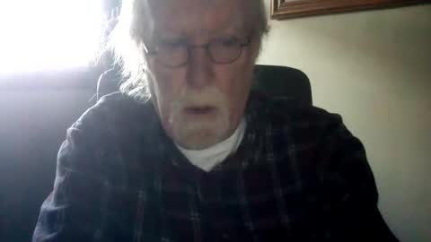 Snapshot of hornyinohio9 chatting on April 2026 12:00:02 PM HornyInOhio9 online show from April 2026 12:00:02 PM