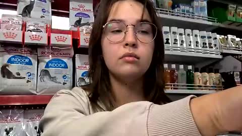 Snapshot of hornykitty_x chatting on November 2025 12:27:02 PM Alisa and Mike online show from November 2025 12:27:02 PM