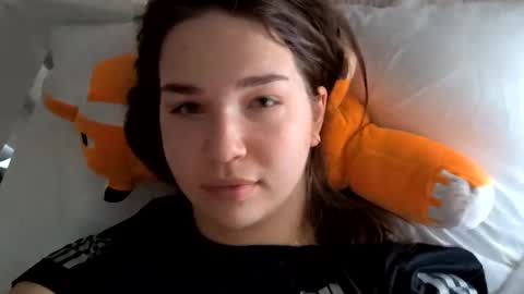 Snapshot of hornykitty_x chatting on May 2026 12:32:01 PM Alisa and Mike online show from May 2026 12:32:01 PM