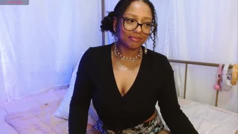 Horny Little Honey online show from January 2025 01:23:01 AM