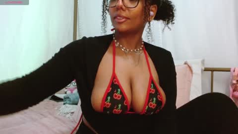 Horny Little Honey online show from January 2025 03:32:01 PM