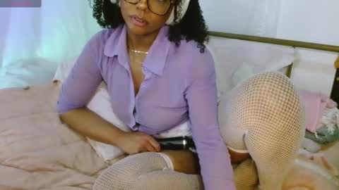 Horny Little Honey online show from March 2025 07:03:01 AM
