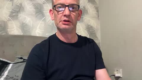 Snapshot of hornymilf39 chatting on April 2026 10:45:01 PM HawkTuah online show from April 2026 10:45:01 PM