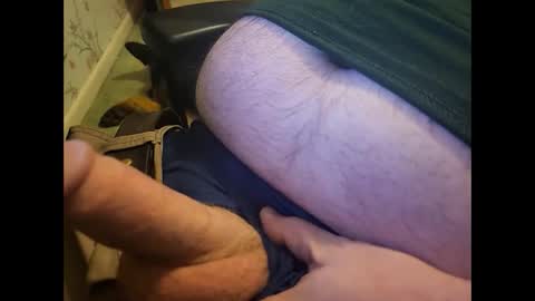 Snapshot of hornynpa chatting on October 2025 12:25:01 AM Say hi if horny online show from October 2025 12:25:01 AM