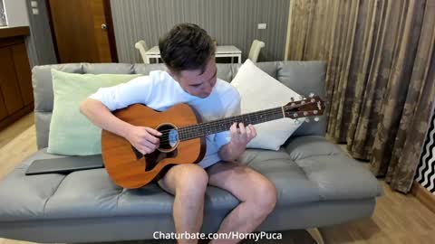 Puca  Tam online show from October 2025 04:27:01 PM