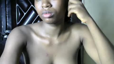 Snapshot of hornyslut_xx chatting on March 2026 06:56:01 PM Bella online show from March 2026 06:56:01 PM