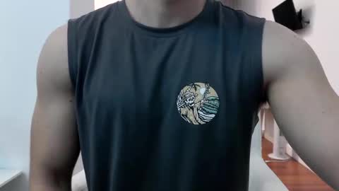 Snapshot of hornyspaniard93 chatting on April 2026 05:16:02 PM hornyspaniard93 online show from April 2026 05:16:02 PM