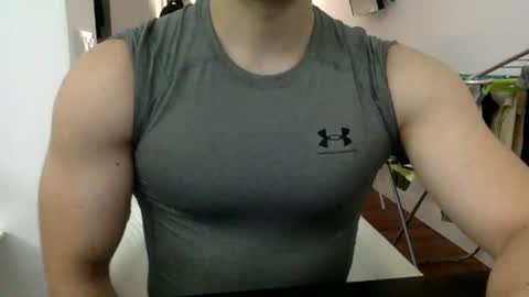 Snapshot of hornyspaniard93 chatting on June 2026 04:39:02 PM hornyspaniard93 online show from June 2026 04:39:02 PM