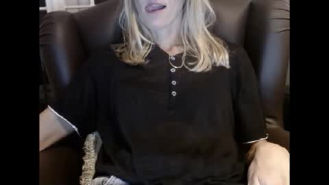 Hornyssima online show from September 2025 08:19:01 PM