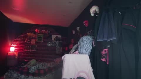 Messalina Horror online show from December 2024 06:54:02 AM