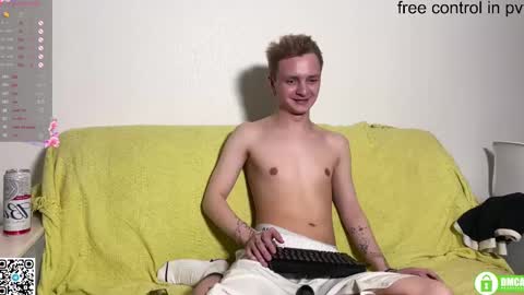 Snapshot of horzy_forz chatting on March 2025 10:10:01 PM Horzy online show from March 2025 10:10:01 PM