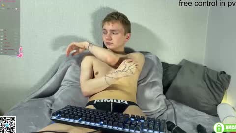 Snapshot of horzy_forz chatting on March 2025 10:55:02 PM Horzy online show from March 2025 10:55:02 PM