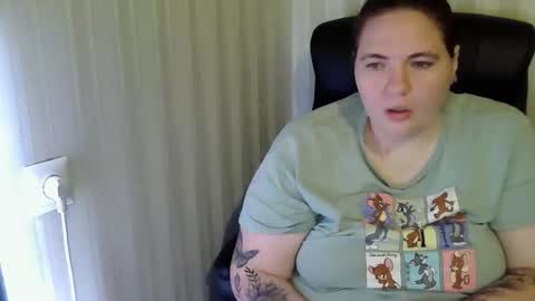 Snapshot of hot2panthers chatting on November 2025 05:35:01 PM hot2panthers online show from November 2025 05:35:01 PM