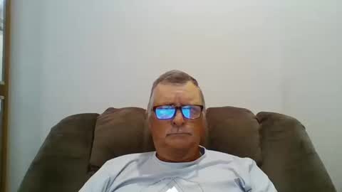 hot4tightholes online show from October 2025 01:00:02 PM