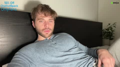 Edward aka Wolf online show from December 2024 09:28:01 PM