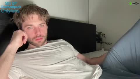 Edward aka Wolf online show from January 2025 11:38:01 PM