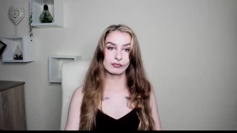 NINA online show from October 2025 05:41:02 AM