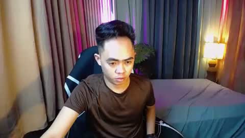 Rylle online show from December 2025 03:55:01 AM