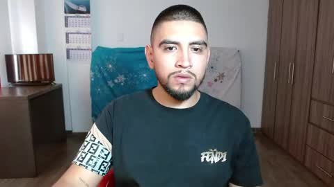 hot__husbands online show from May 2026 06:20:01 PM