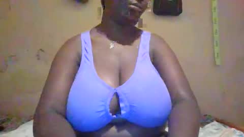 Snapshot of hot_alynn chatting on September 2025 09:00:01 AM ALLYN online show from September 2025 09:00:01 AM