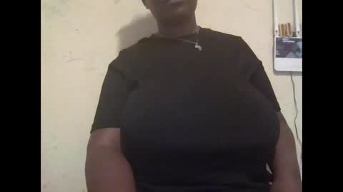Snapshot of hot_alynn chatting on September 2025 09:24:01 AM ALLYN online show from September 2025 09:24:01 AM