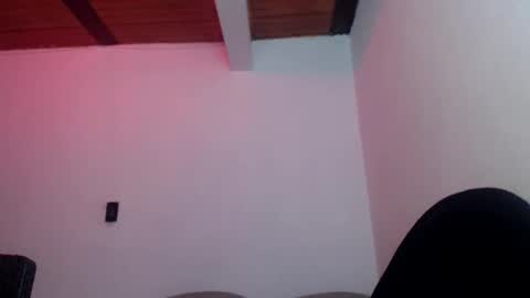 Snapshot of hot_angels___ chatting on March 2025 03:59:02 AM angels online show from March 2025 03:59:02 AM