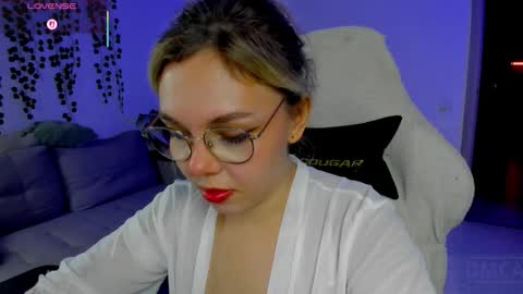 Snapshot of hot_babayaga chatting on November 2025 03:11:02 PM online show from November 2025 03:11:02 PM