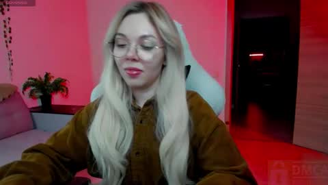 Snapshot of hot_babayaga chatting on November 2025 05:06:02 PM online show from November 2025 05:06:02 PM