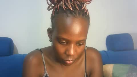 Snapshot of hot_berry2003 chatting on February 2025 04:35:01 PM Millie online show from February 2025 04:35:01 PM