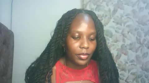 Snapshot of hot_berry2003 chatting on November 2025 09:06:01 PM Millie online show from November 2025 09:06:01 PM