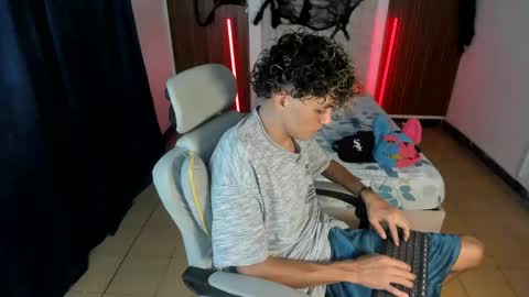 hot bunny online show from November 2025 01:05:02 AM