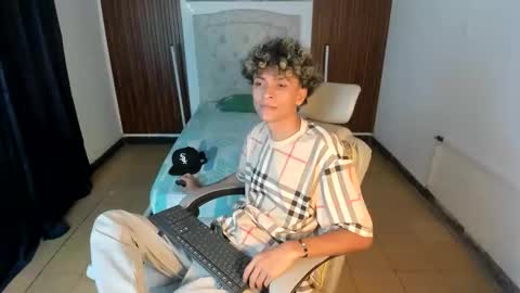 hot bunny online show from November 2025 04:59:02 AM